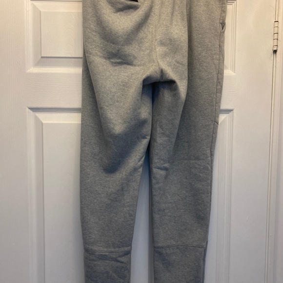 Reebok track pants - Picture 3 of 3